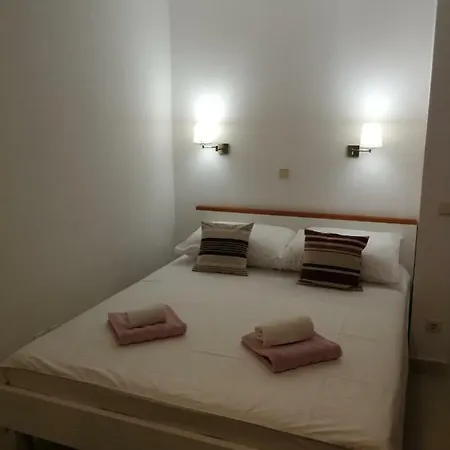 Holiday House 