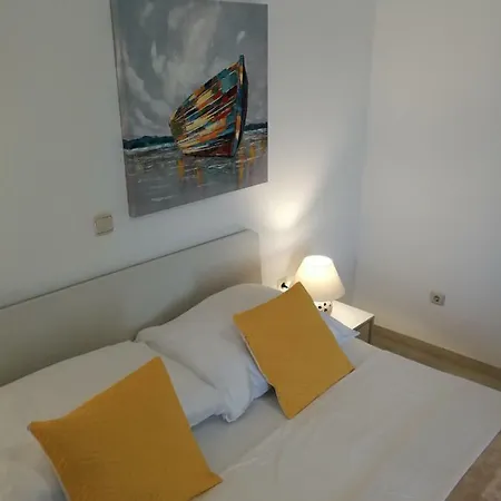 Holiday House 
